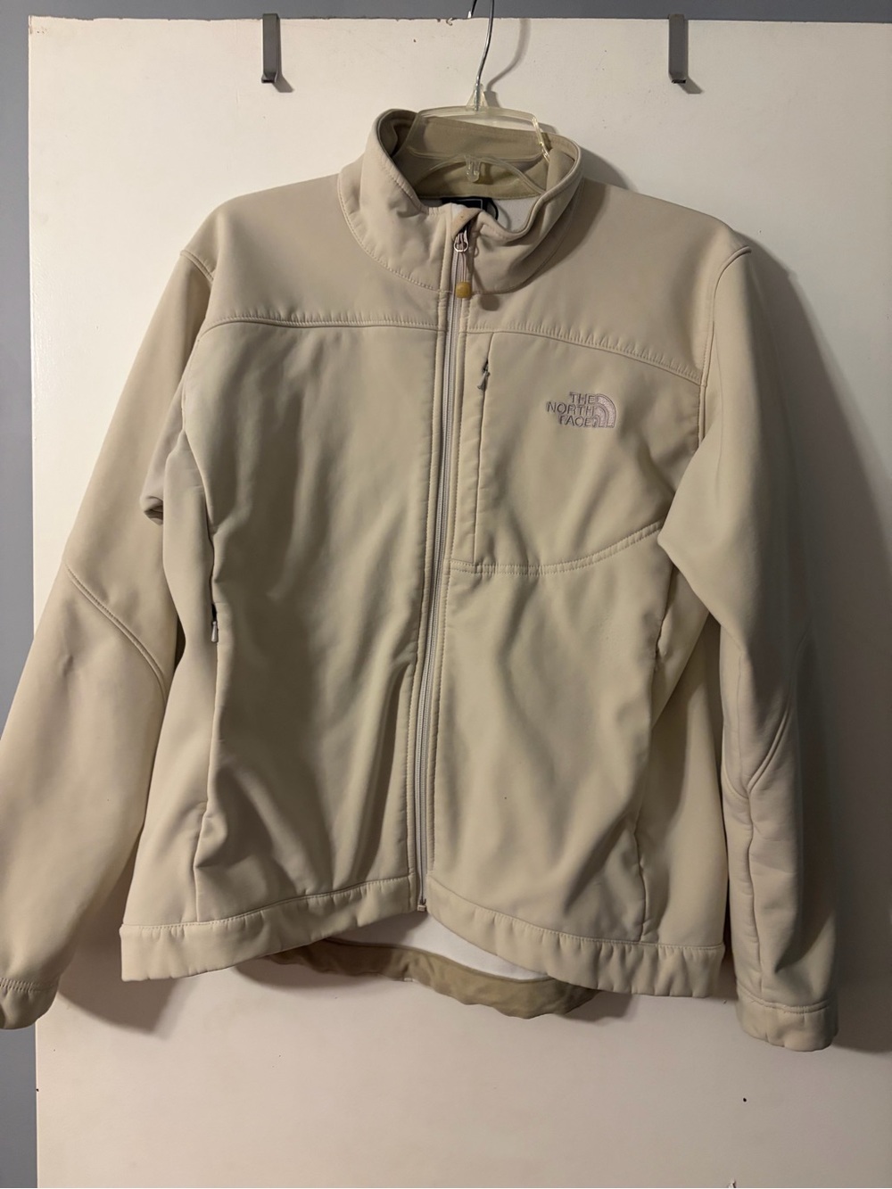 The North Face Women's Cream Utility Softshell Jacket